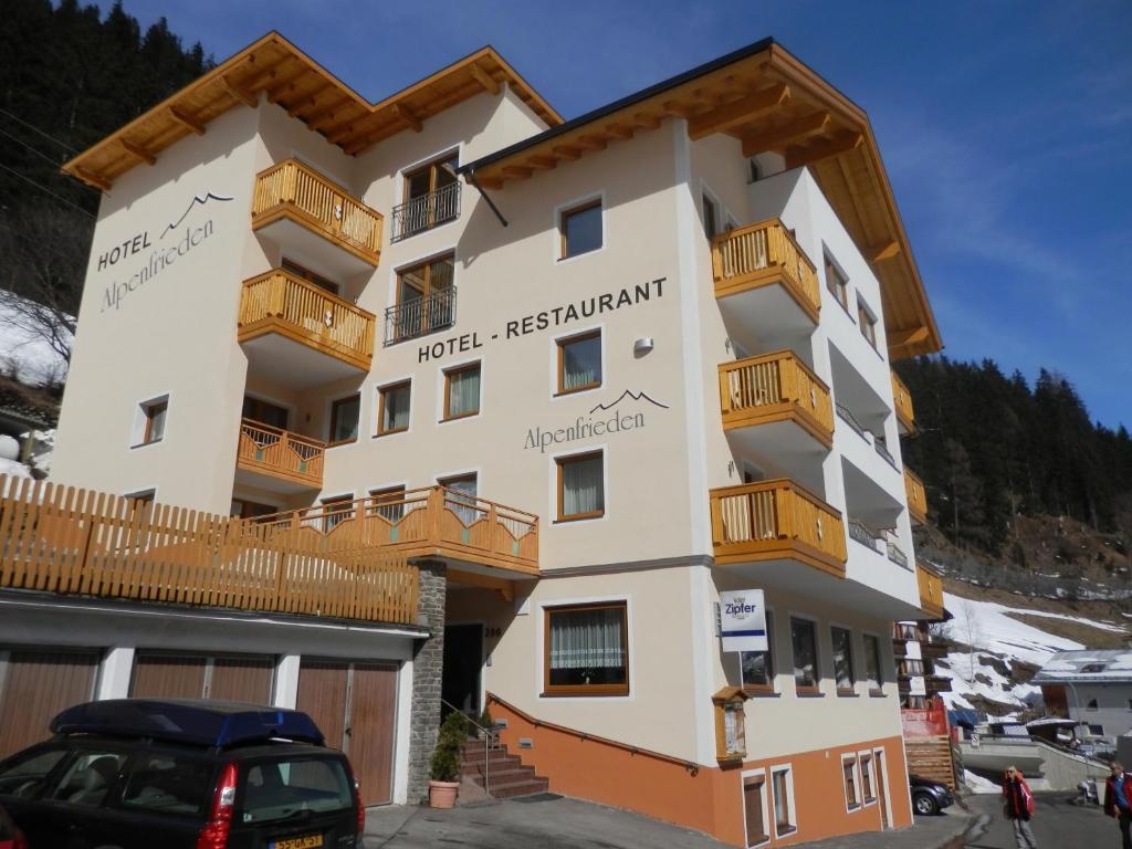 Hotel Alpenfrieden Kappl  Exterior foto